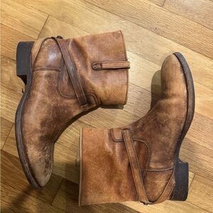FRYE Brown Leather Ankle Booties